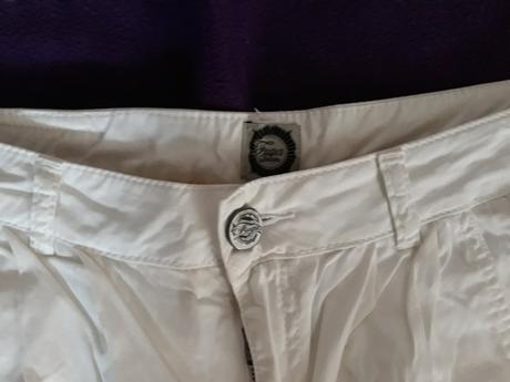 Biele skrátené nohavice, m