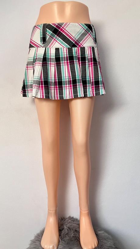 Dámska kockovaná skladaná sukňa (s), s