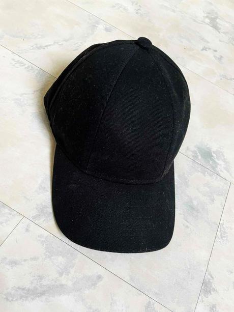 Šiltovka ferrari, l