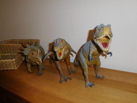 3 veľké dinosaury, 
