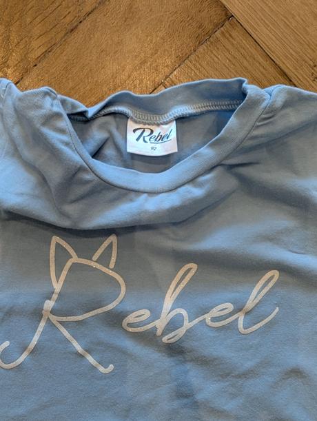 Saty rebel, rebel,92