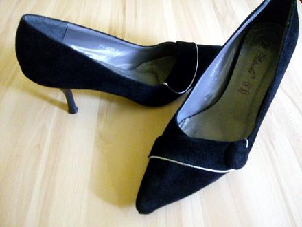 Semišové lodičky, 37