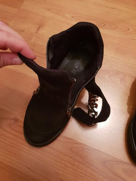 Talianske topanky z brusenej koze, 39