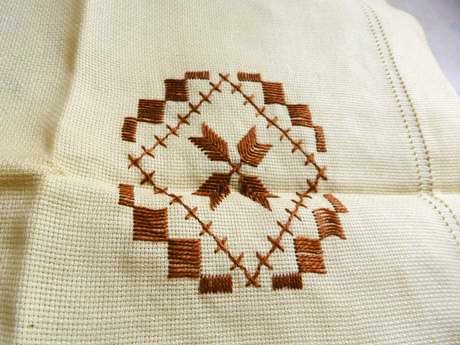 Vyšívaný obrus, 