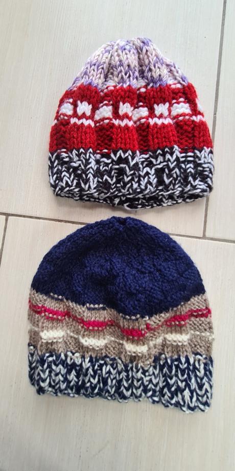 Pletené ciapky, 104