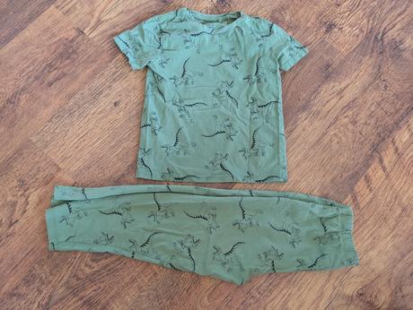 Pyžamo dino, sinsay,116