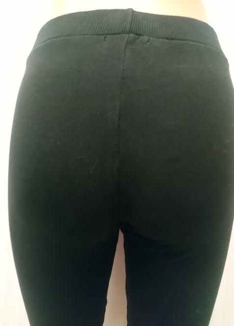 Dámske čierne trištvťáky, hviezdičky, jachiem, xs, xs