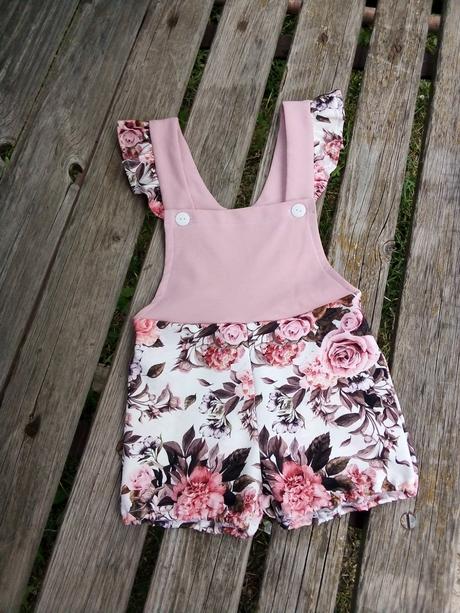 Opaľovačky č 92 s volánikom, 92