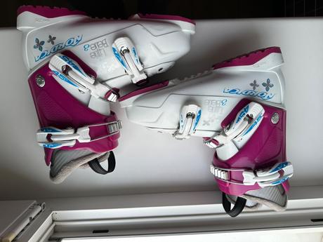 Dievcenske lyziarky mondo 220, nordica,33