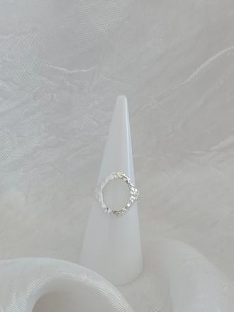 Strieborný prsteň, 