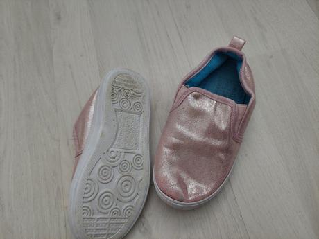 Lesklé tenisky č.30, 30