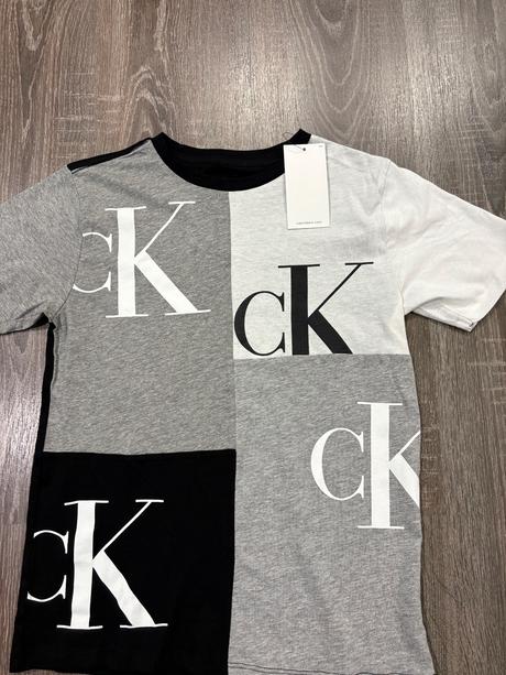 Calvin klein chlapčenske tričko na 10-12 rokov, calvin klein,140