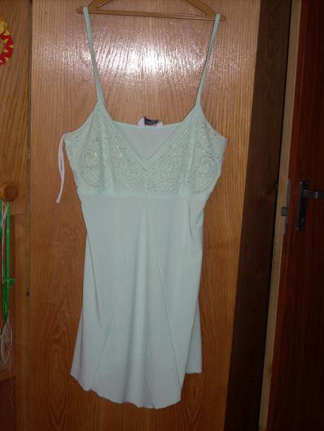 Tehotenské tričko na ramienka, 40