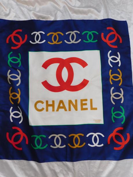 Pekna satenova šatka, l