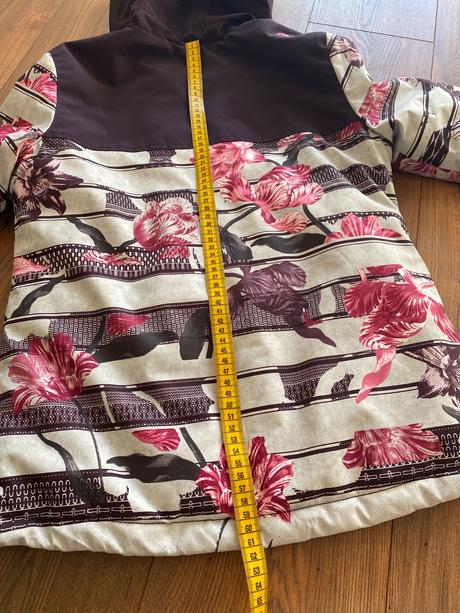 Zimna bunda zn.protest, 152