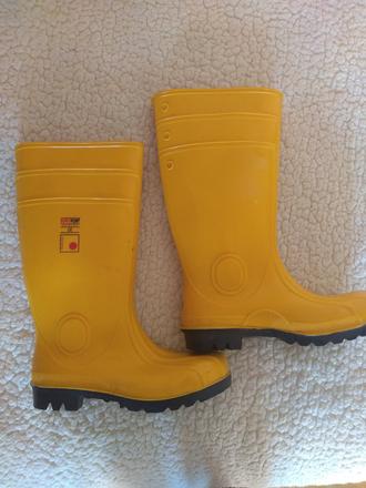 Pracovné čižmy 42 - 18 eur, 42