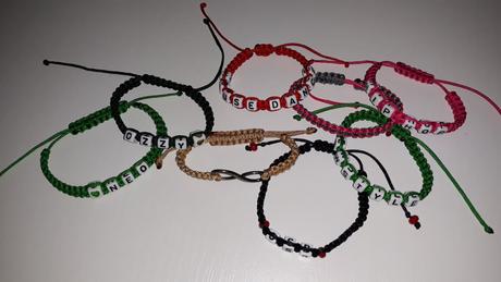 Náramky na želanie, 