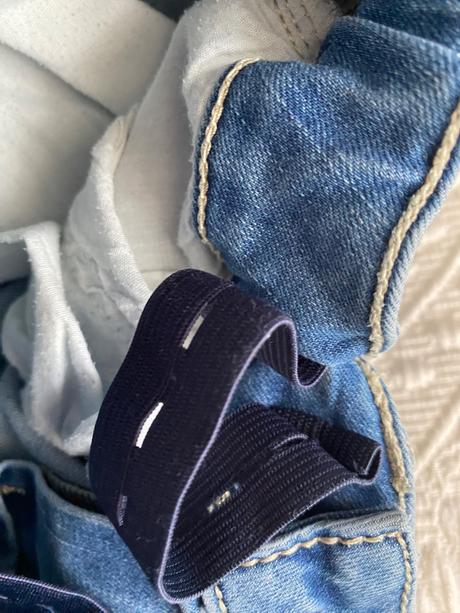 Chlapcenske rifle 146, chapter young,146