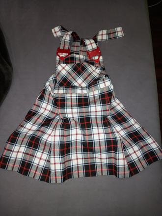 Krásne šatocky, 110