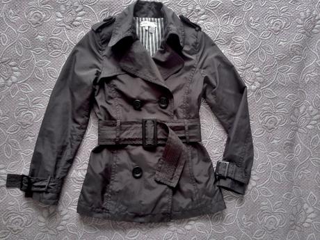 Krátky trenčkot zn. zara, veľ. xs/36, zara,xs
