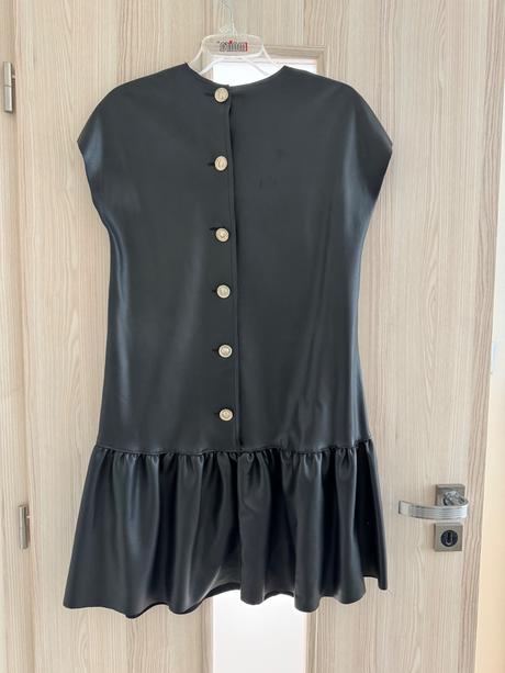 Koženkové šaty imperial, 36