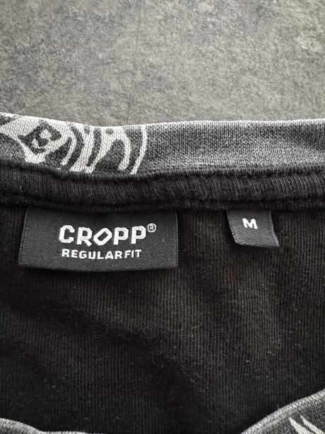 Tričká croop, m