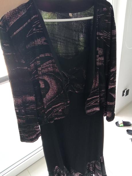 Šaty s bolerkom, 46