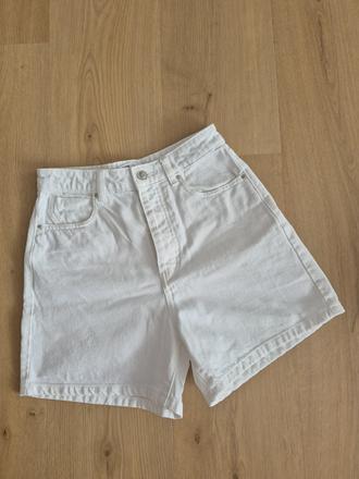 Šortky, zara,36