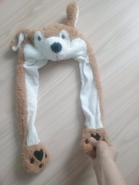 Čiapka psík s hybajucimi uskami, kik,122