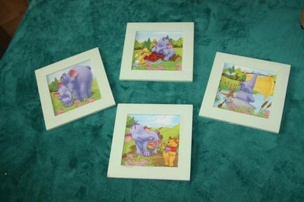 4x obrazok s mackom pu a kamaratmi,