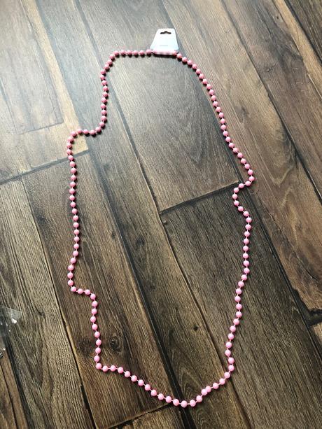 Rôzne náhrdelníky, 