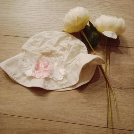 Dierkovany klobúk, magrof,110