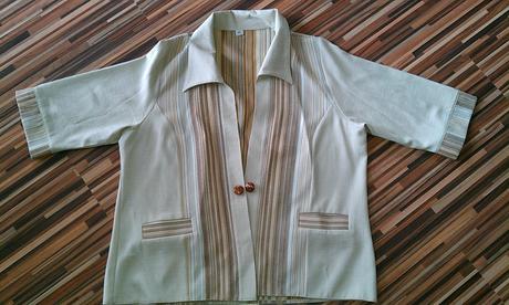 Blúzka alebo sako, 50