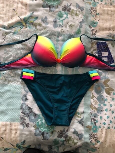 Dvojdielne plavky, 38