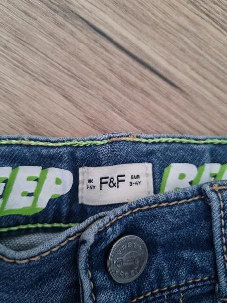 Krátke nohavice, f&f,104