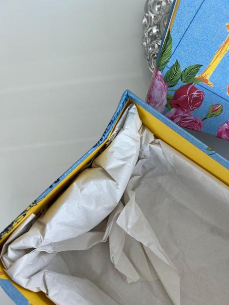 Dolce & gabbana krabica, 