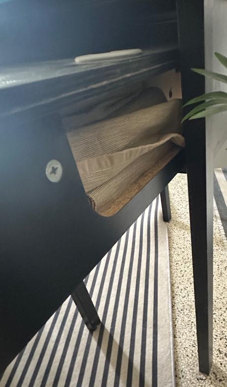 Rozťahovací stolík so šuflíkom, 