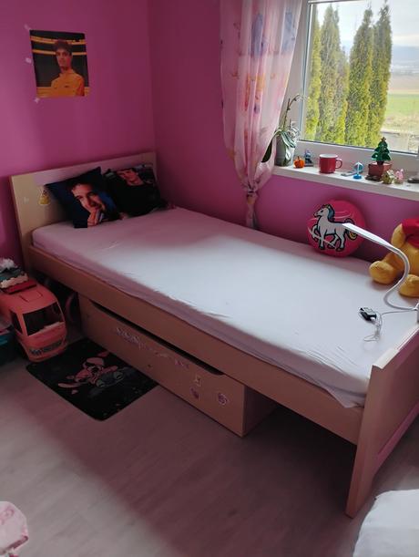 Zostava do dievčenskej izby,