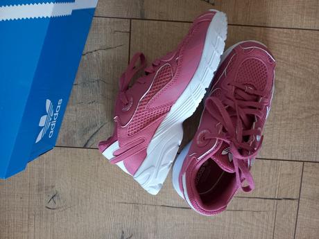 Tenisky na telesnu, adidas,34