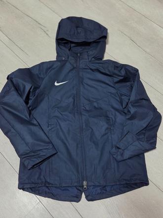 Futbalova sportova sustiakova bunda, nike,146