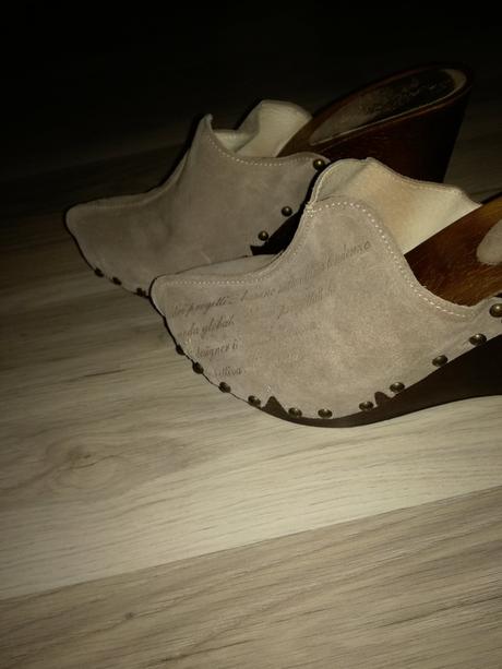 Kožené šľapky, 39