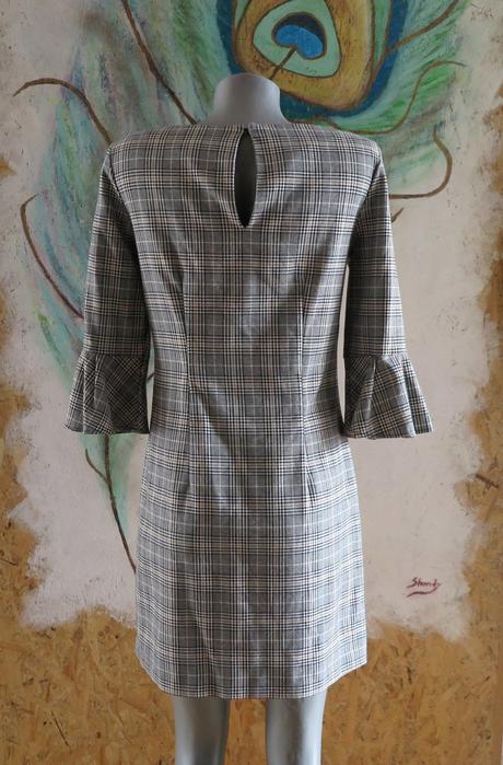 Elegantné kárované šaty s volánovými rukávmi, h&m,xs