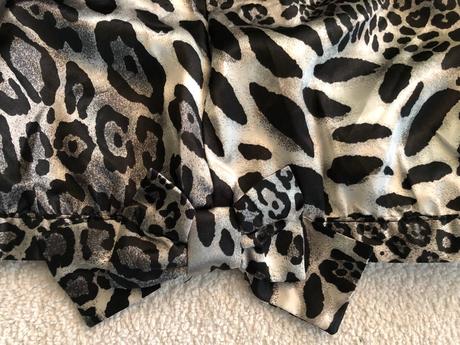 Saténová blúzka, 110