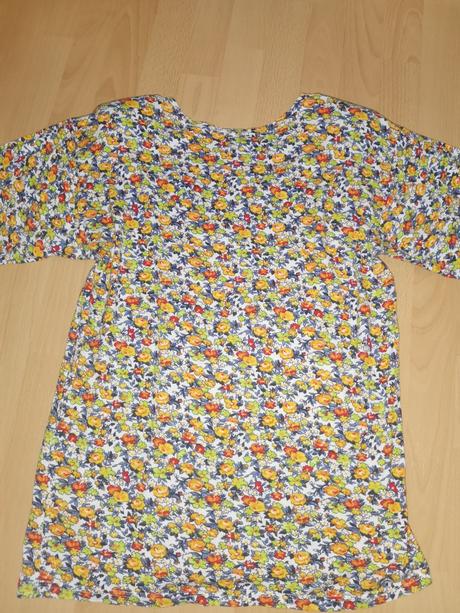 Kvetinkove klasicke damske tricko, l