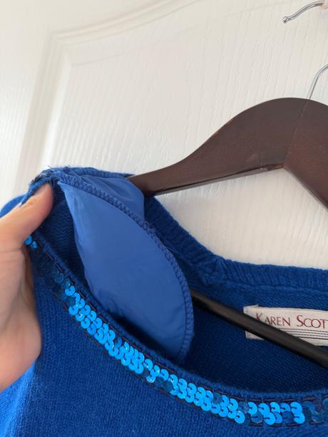 Hodvábny a vlnený sveter z 80. rokov, m