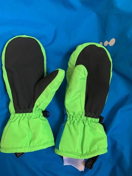 Chlapčenská lyžiarska bunda wedze a rukavice, decathlon,104