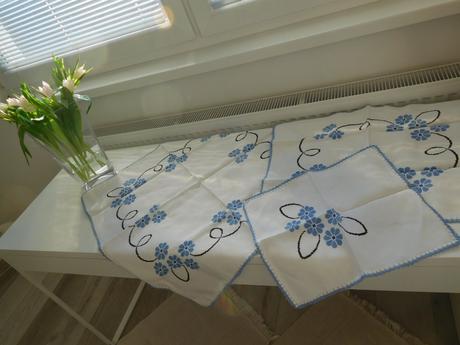 Set obrusov v modro bielom prevedení-kvietky,, 