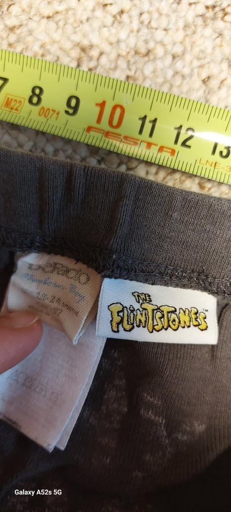 Tepláky zn. defacto, 92