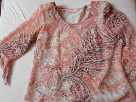 Kostým sviatočný, l