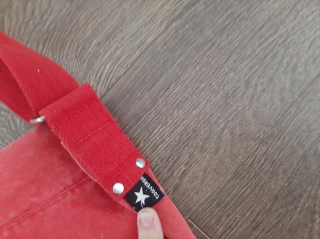 Converse crossbody, converse